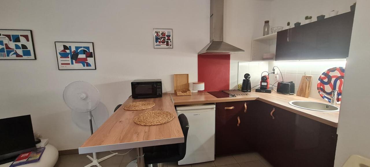 Beau Studio Tout Confort Au Calme Avec Parking . Διαμέρισμα Βιλερμπάν Εξωτερικό φωτογραφία